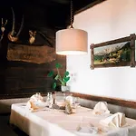 Hasenjaeger Hotel *