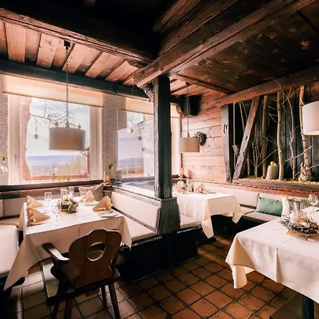 Hasenjaeger فندق