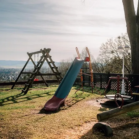 Hasenjaeger فندق