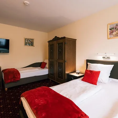 Hasenjaeger Hotel *