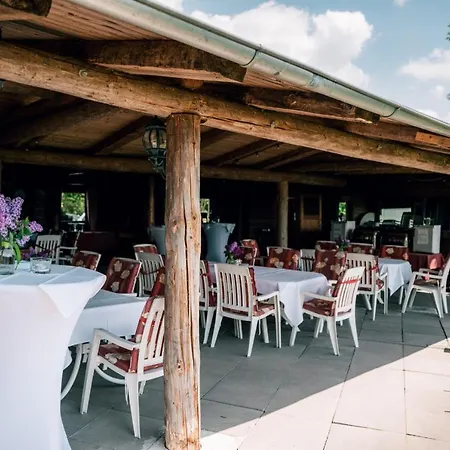 Hasenjaeger فندق